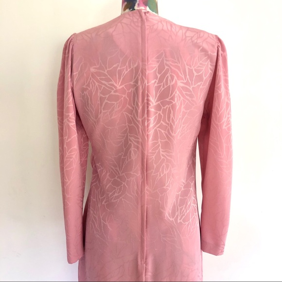 🩰VINTAGE 80s Deco Shell Pink Faux Wrap Dress - Picture 5 of 8